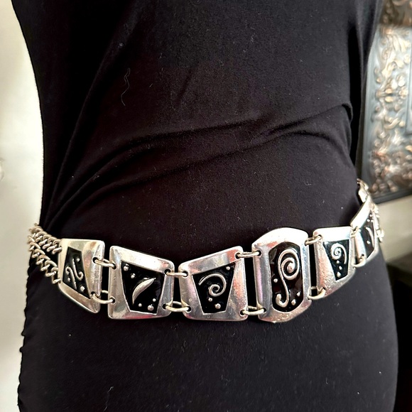 Chico's Accessories - 🛍️soldout Chicos Chain Link Belt 36-39 XL Adjustable Black Enamel Inlayed